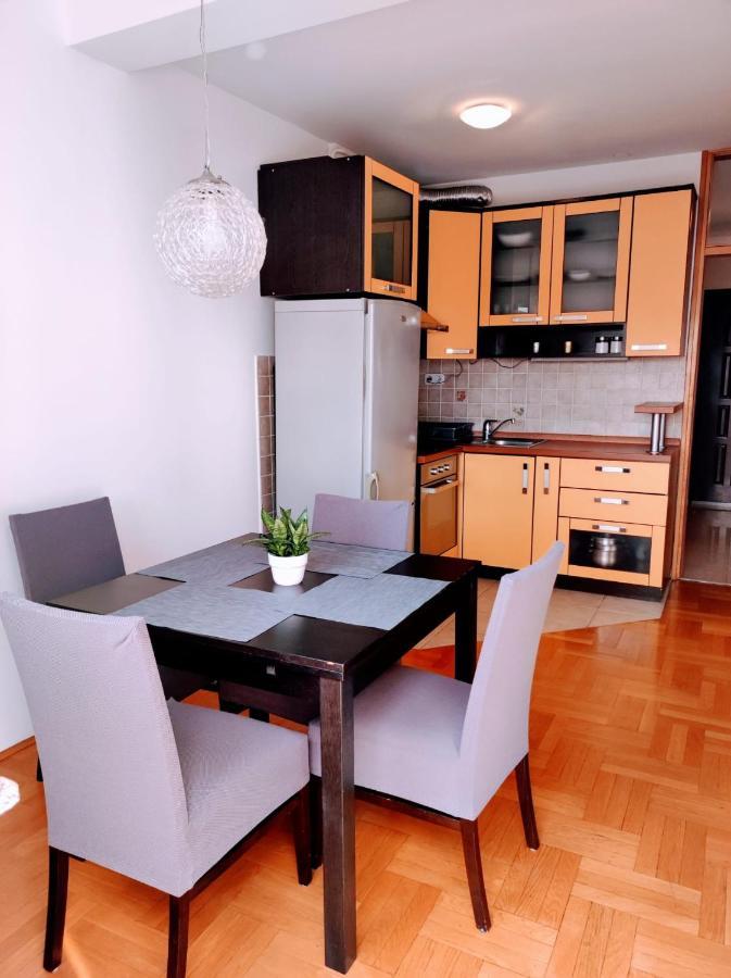 Mimi'S Apartment Zagreb Ngoại thất bức ảnh
